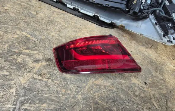 Audi A3 S3 8V Rear/tail lights 8V4945095A 81100102504 0064137