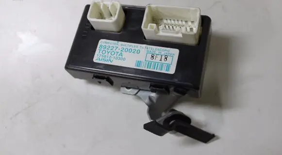 Toyota Avensis T270 Power steering control unit/module 8922720020