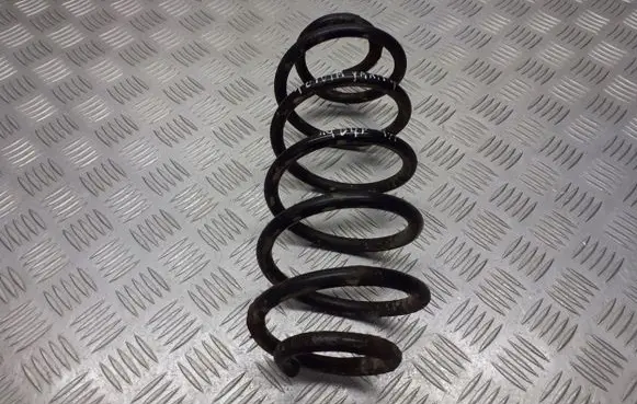 Toyota Yaris Rear coil spring