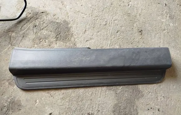Opel Antara Front sill trim cover 20832146 SAM1001