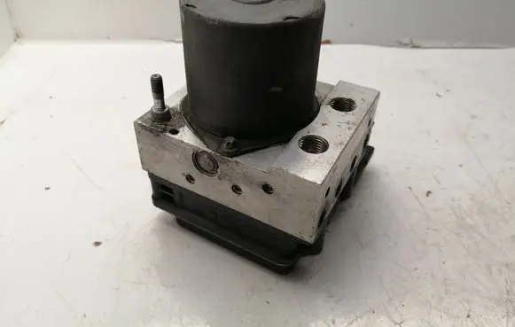Toyota Corolla Verso AR10 ABS Pump 440500F030 445400F020