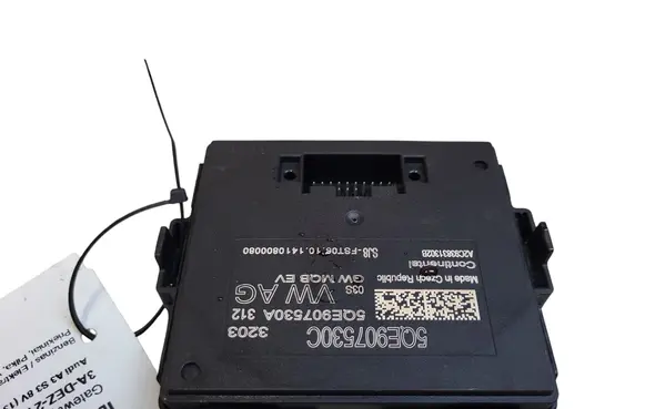 Audi A3 S3 8V Gateway control module 5QE907530C A2C93831302B