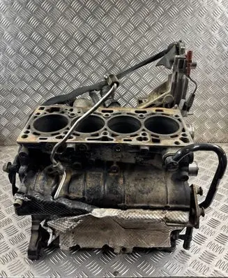 Volkswagen PASSAT B8 Engine block 03N023A CRL