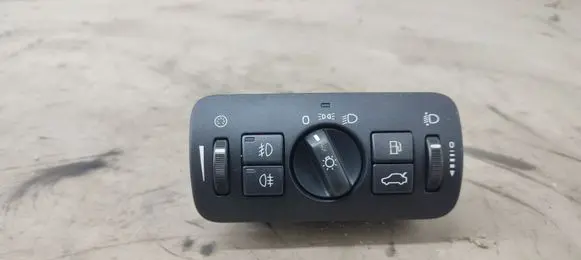 Light switch