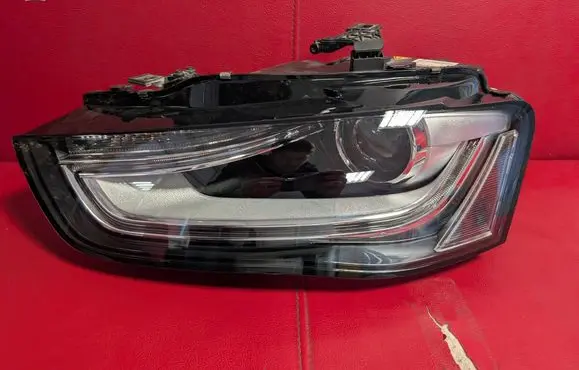Audi A4 S4 B8 8K Headlight/headlamp 8K0941005C 03012752710 LE10B6235
