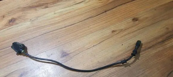Opel Vectra B ABS brake wheel speed sensor 340804059