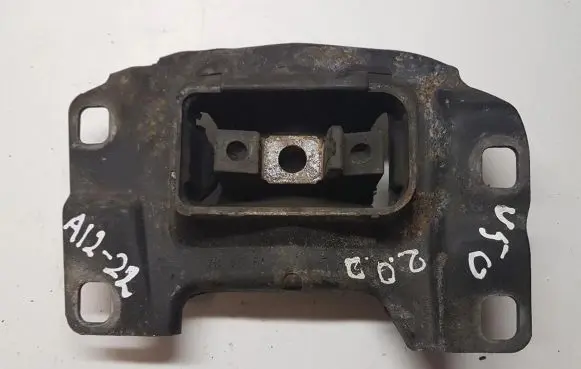 Volvo V50 Engine mount bracket 349249L A1222