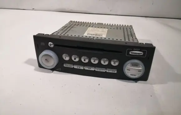 Mitsubishi Colt Radio/CD/DVD/GPS head unit MR587702HA