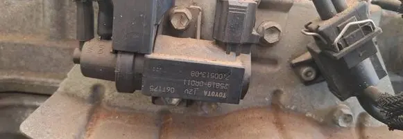 Lexus IS 220D-250-350 Turbo solenoid valve 258190r011 70051308