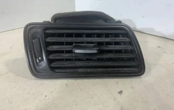Volkswagen PASSAT CC Dashboard side air vent grill/cover trim