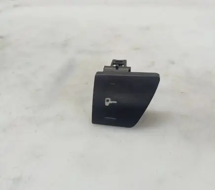 Peugeot 307 Central locking switch button 96366684XT