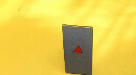 Opel Vectra C Hazard light switch 13138255