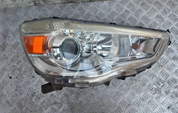 Mitsubishi ASX Headlight/headlamp P9135R P9135