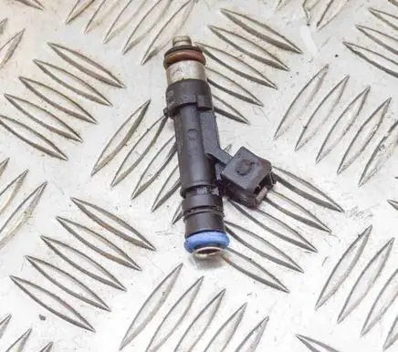 Opel Mokka Fuel injector 0280158205