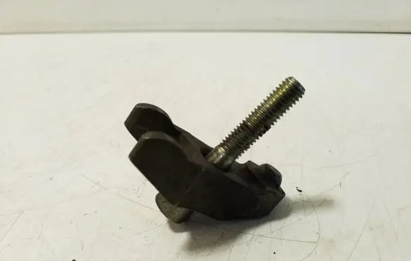 Volkswagen Transporter - Caravelle T4 Fuel Injector clamp holder
