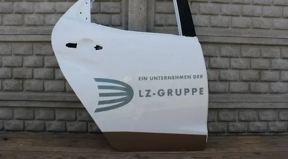Toyota Yaris XP210 Rear door 67003K0060