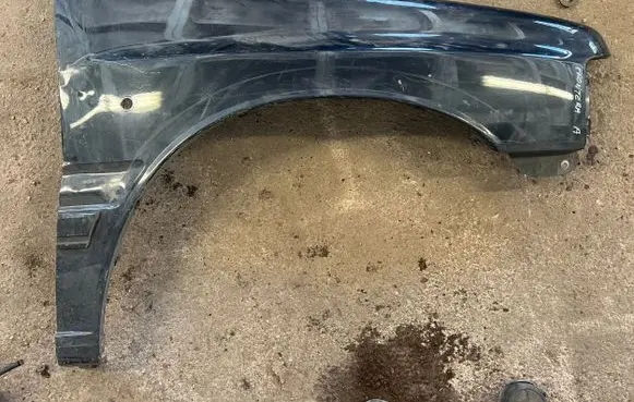Opel Frontera A Fender