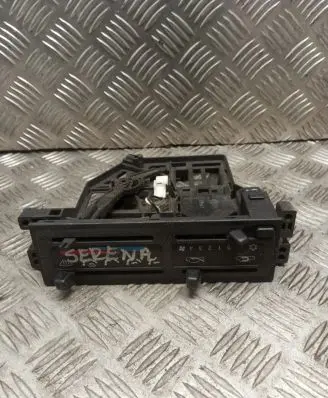Nissan Serena Climate control unit