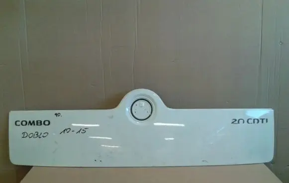Opel Combo D Tailgate trim