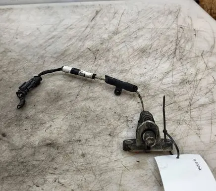 Volvo V60 Crankshaft position sensor 8T2858542