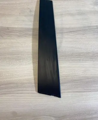 Toyota RAV 4 (XA50) Front door glass trim molding