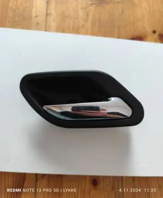 Front door interior handle