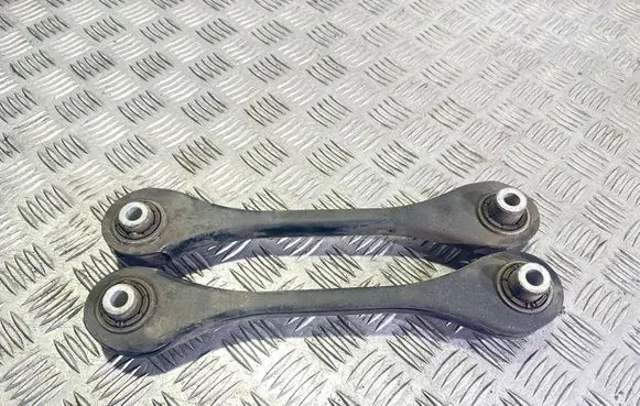 Volkswagen PASSAT B8 Rear control arm 5Q0501529F