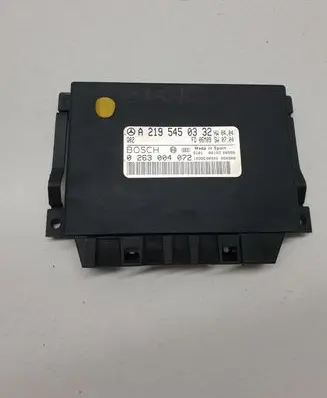 Mercedes-Benz CLS C219 Coolant fan relay A2195450332