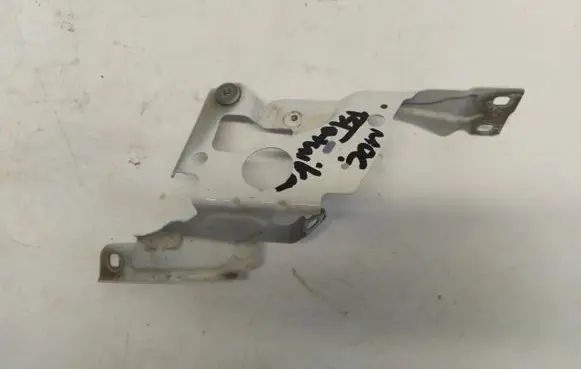 BMW 4 G22 G23 G24 G26 Fender mounting bracket 8739317