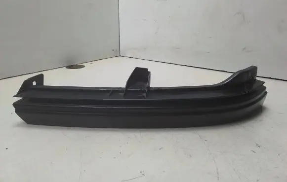 Opel Zafira A Under headlight/headlamp trim 90580652