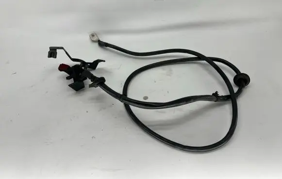 Audi Q7 4L Positive cable (battery) 4L0937401B