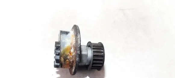 Opel Tigra A Water pump