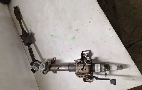 Steering wheel axle