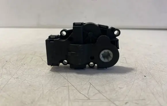 Porsche Taycan 9J1 Air flap motor/actuator EGP0064