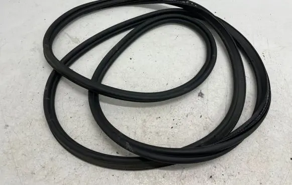 Audi Q3 F3 Trunk rubber seal (body) 83827705