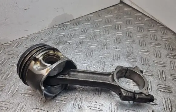 Renault Twingo II Piston with connecting rod 7658 S2N 15KS3