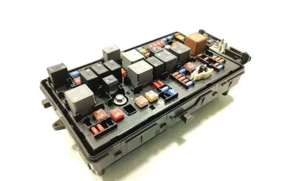 Opel Insignia A Fuse module 13255300 544949969