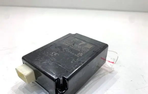 Toyota Camry VIII XV70 Other control units/modules 897B033222