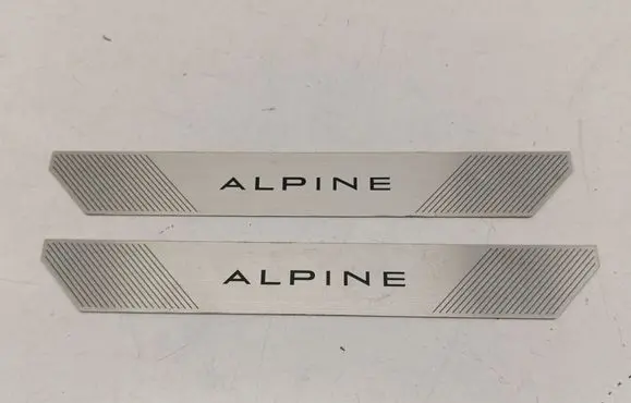 Renault Arkana sill trim set (inner) 768524562R