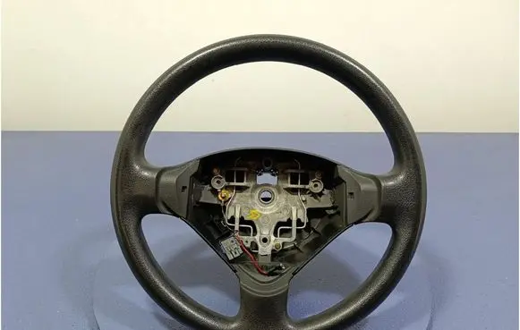 Peugeot 207 CC Steering wheel 6045458