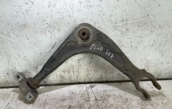 Peugeot 407 Front lower control arm/wishbone