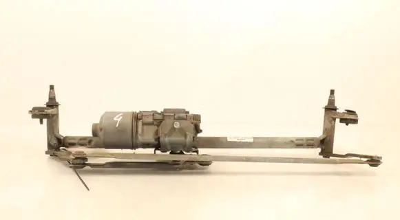 Skoda Octavia Mk2 (1Z) Front wiper linkage and motor 3397020950