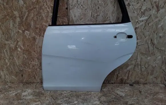 Seat Toledo III (5P) Rear door