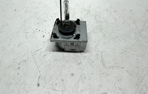 Nissan Qashqai Xenon bulb 5DD00831950