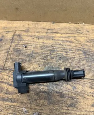 High voltage ignition coil