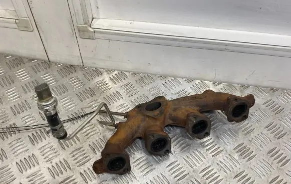 Mercedes-Benz Citan W415 Exhaust manifold 140040840R