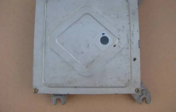 Honda Civic Engine control unit/module 37700P01G02