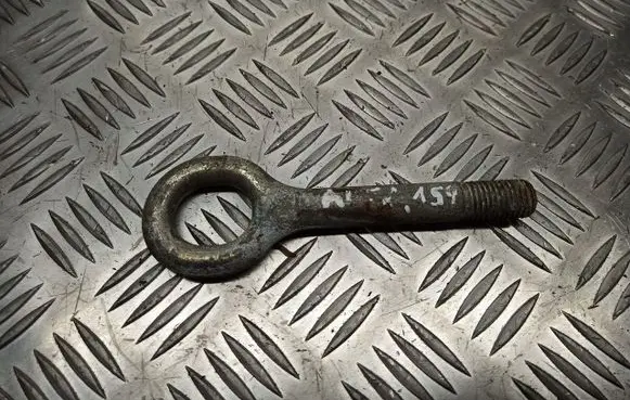 Alfa Romeo 159 Tie down hook / loop 