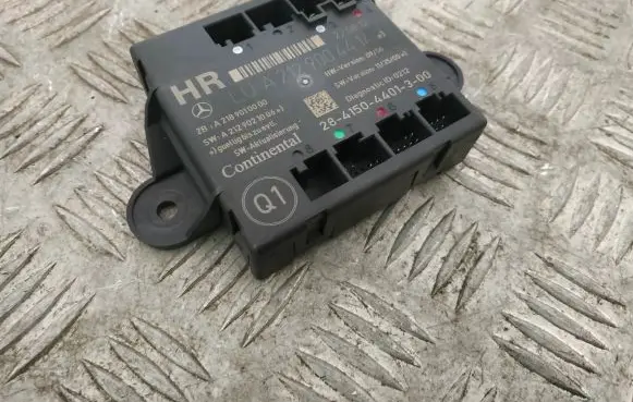 Mercedes-Benz E W212 Door control unit/module A2129004414