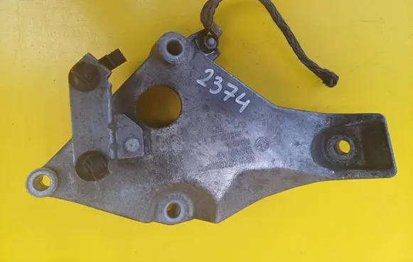 BMW X1 E84 Engine mounting bracket 677504101